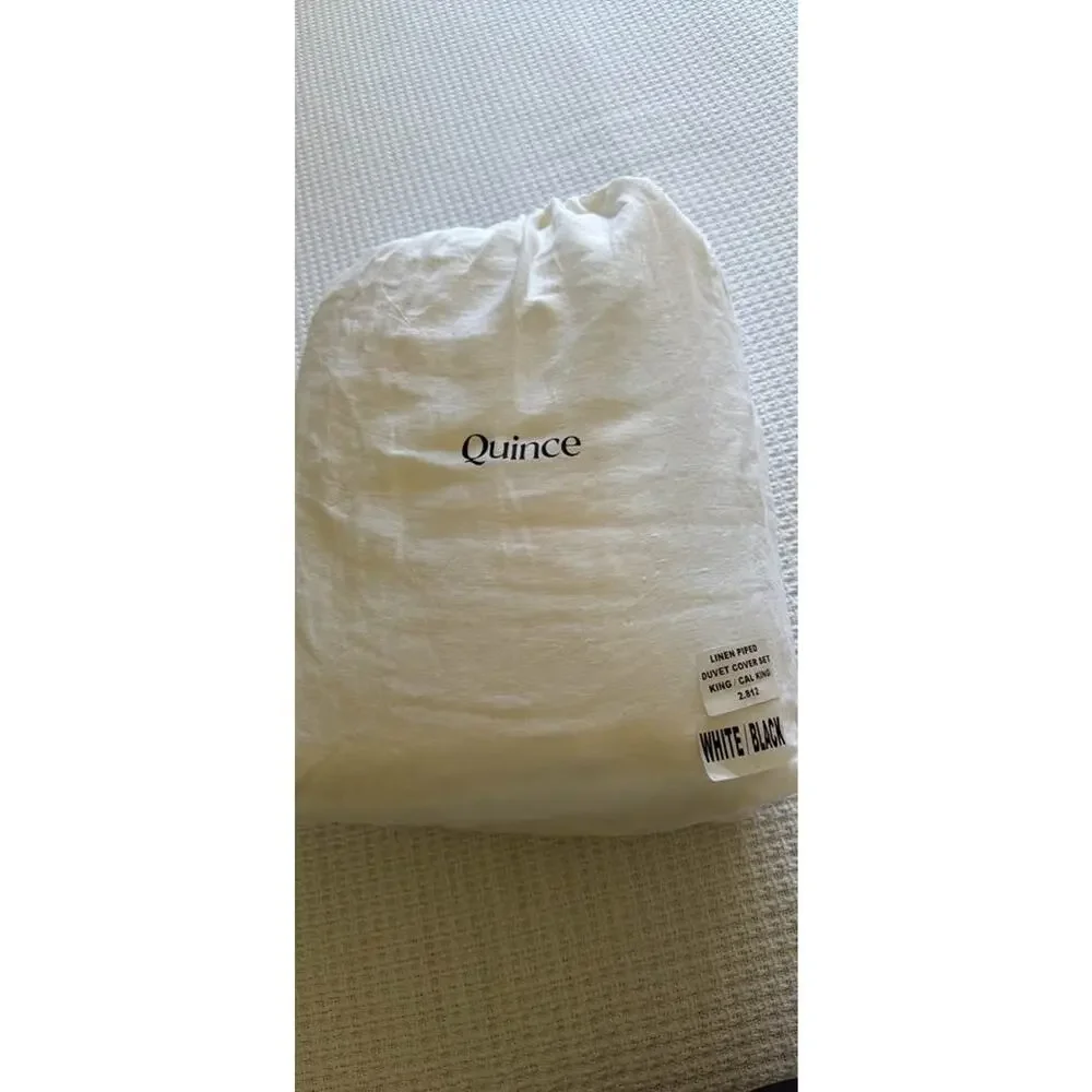 Quince Organic Linen White Piped Duvet Cover Set in size King/ Cal King
